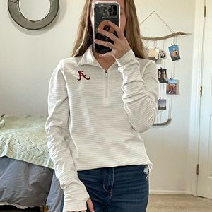 Nike college pullover size M